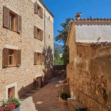 Ca'l Bisbe Hotel 4*